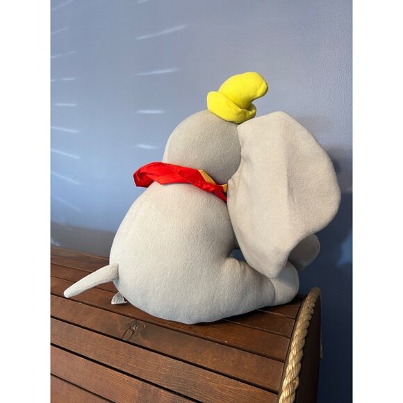 Disney Dumbo 14" Plush Disneyland Resorts New With Tag Disney Parks Authenticate - Picture 7 of 10
